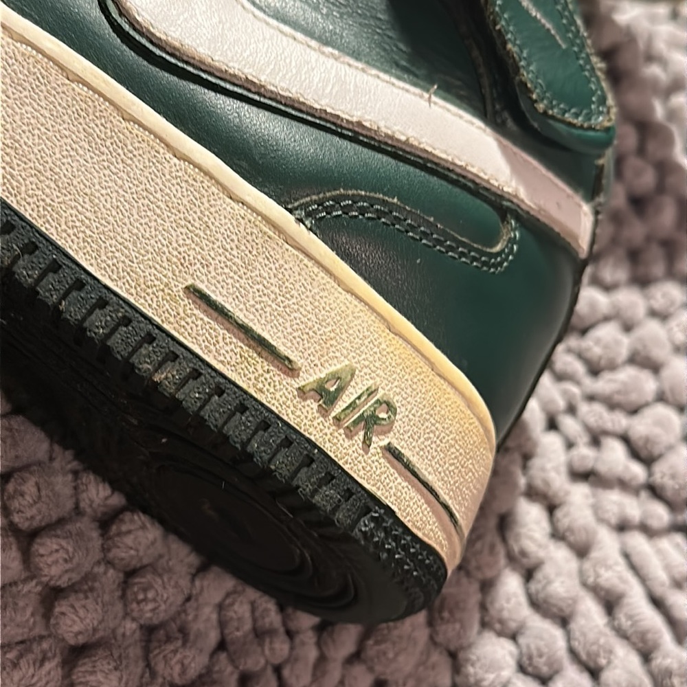 Nike Air Force - Picture 4 of 4